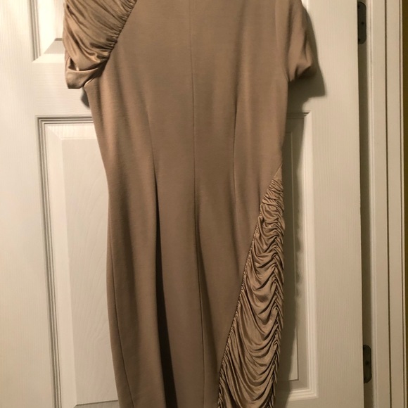 Bcbgmaxazria bodycon short sleeve dress - Picture 3 of 5